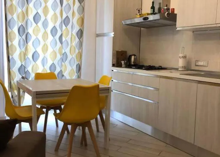 Nuovo A Pochi Minuti Dal Centro *